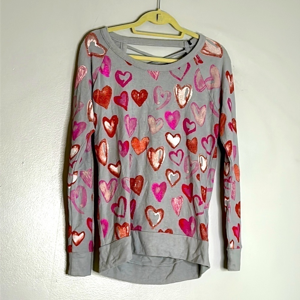 Chaser all over heart print graffiti sweatshirt size medium grey pink women’s